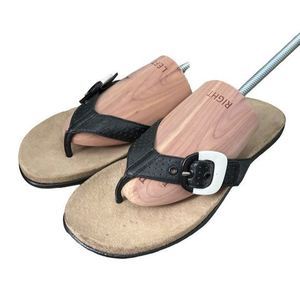 Kenneth Cole Reaction Women's Glam Chops Size 8M‎ Black Leather Tan Flip Flops